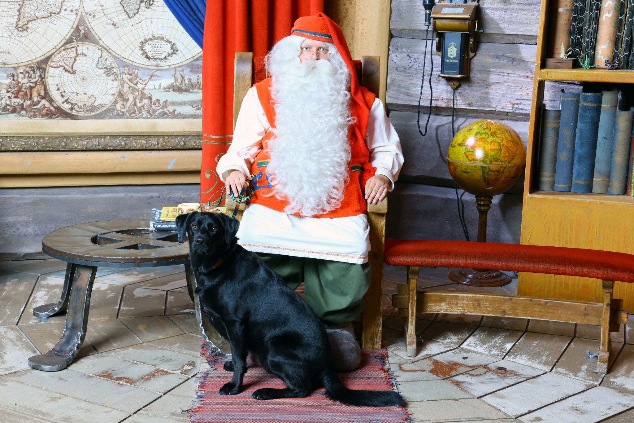 Finnland und das Weihnachtsmanndorf mit Hund Jack auf Reisen